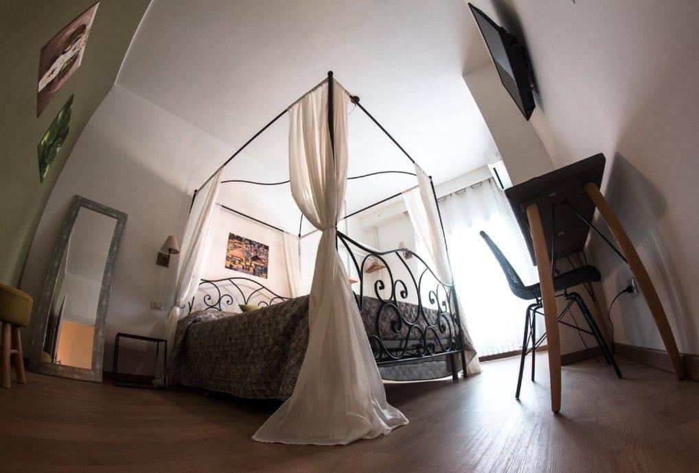 Verrazzano 37 Guest House Rom Eksteriør billede